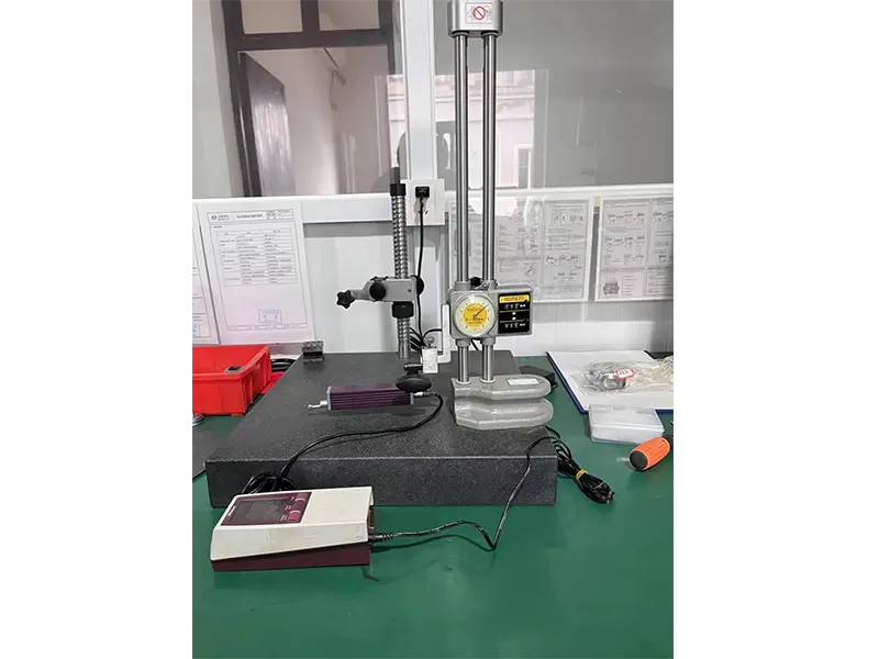 surface roughness gauge